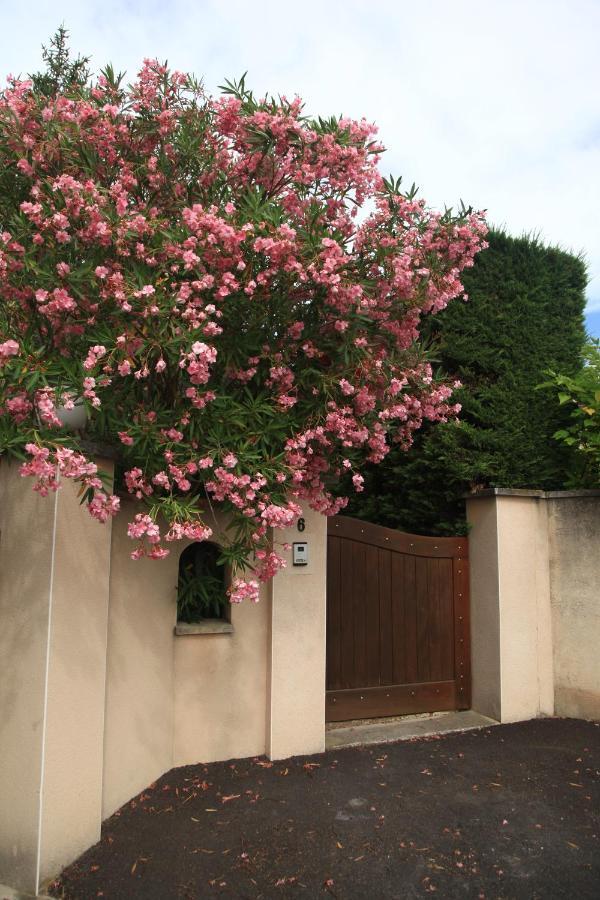 Gite Des Taillades Appartement Les Taillades Buitenkant foto